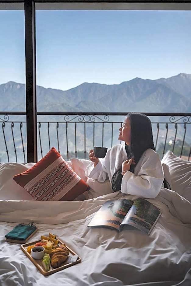 DeLaSol Sapa - Central Boutique Hotel