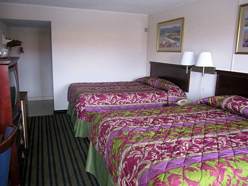 Amherst Inn & Suites