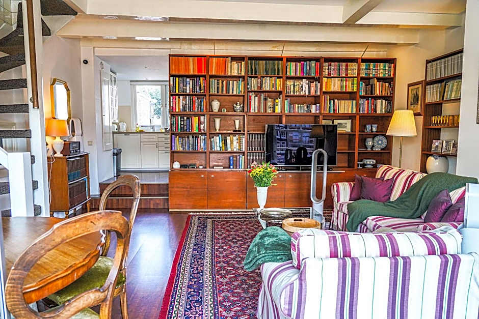 The Balcony at Prinsen Canal apartment Amsterdam