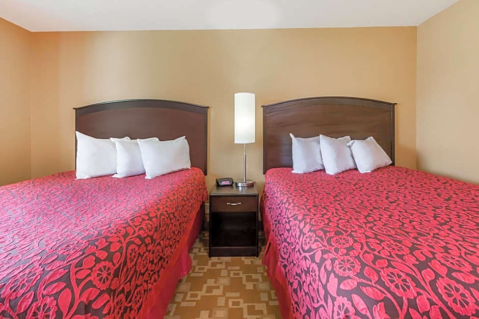 Days Inn by Wyndham Central City