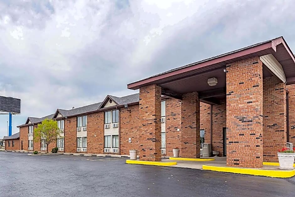 Magnuson Hotel Camelot