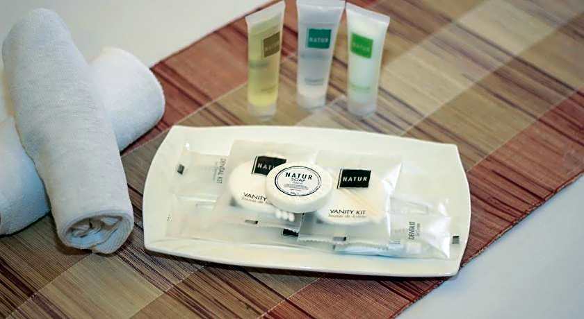 Casablanca Suites Near Airport