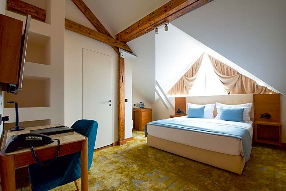 Hotel City Savoy