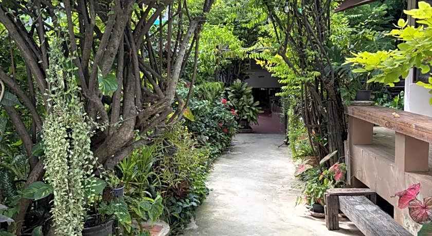 Loymanee House