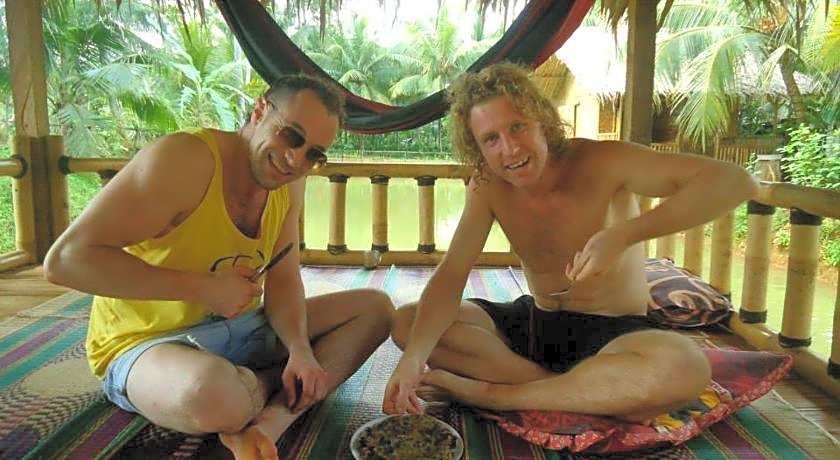 Baleku Bamboo Retreat