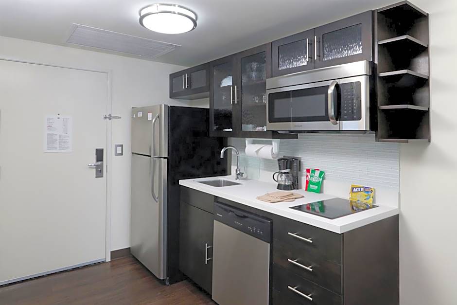 Candlewood Suites Queretaro Juriquilla By IHG