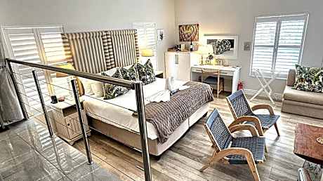 Superior King Suite