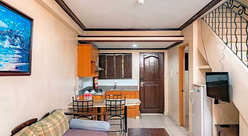 Crown Regency Residences Davao Hotel