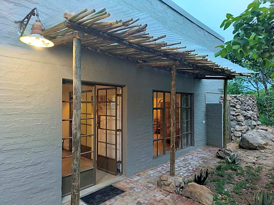 Eloff Guest House and Gallery