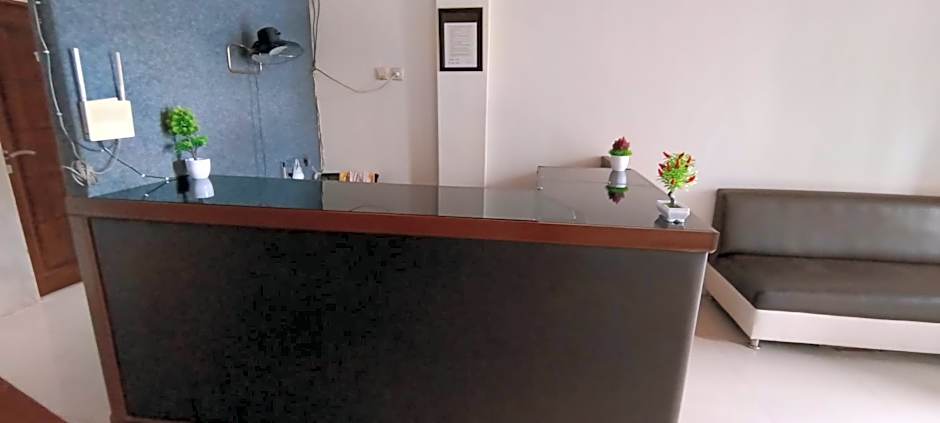 Hotel O Wisma Deli Syariah Near RSUD Nene Mallomo Sidenreng Rappang