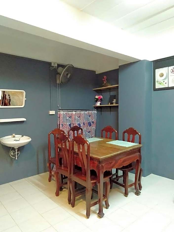 Bedcabin Hostel