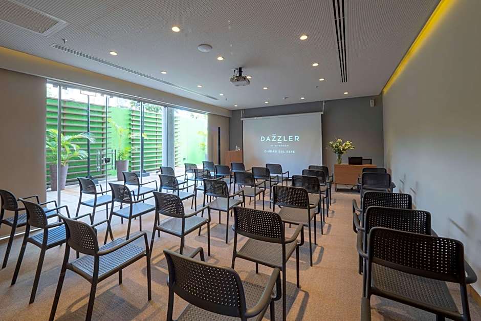 Dazzler by Wyndham Ciudad del Este