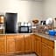 Super 8 by Wyndham Lewistown
