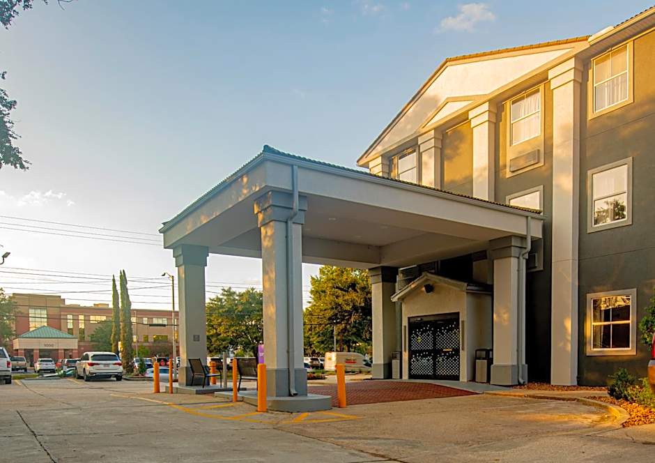 Spark by Hilton Lafayette South