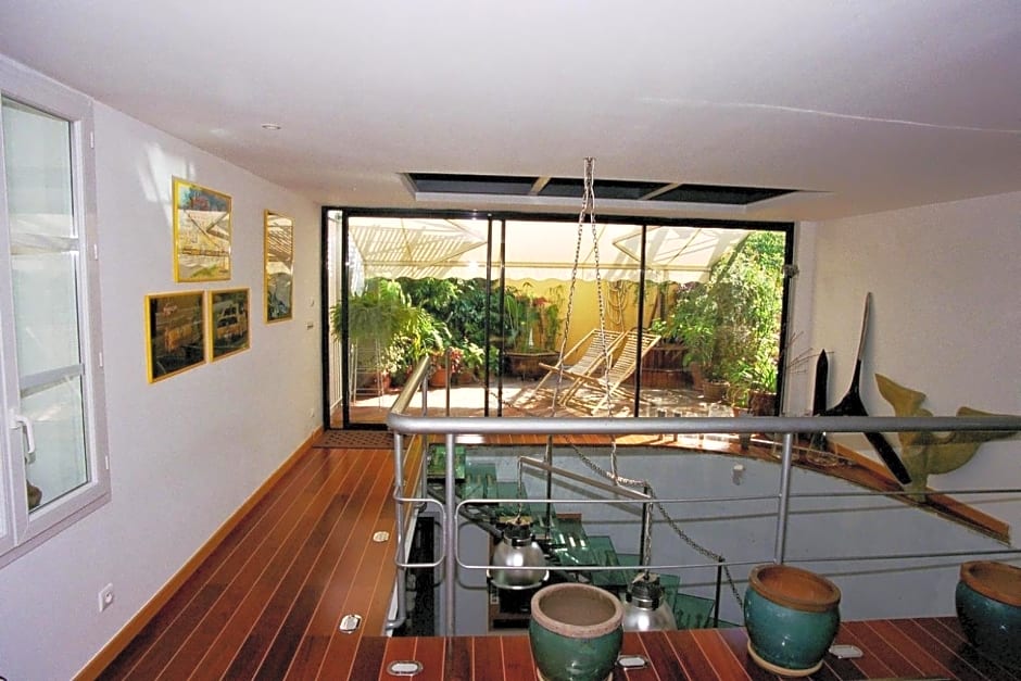 Loft De Cannes Bed And Breakfast – Cannes, CT