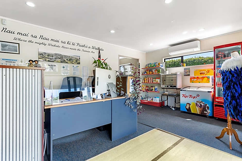 Port Waikato Holiday Park
