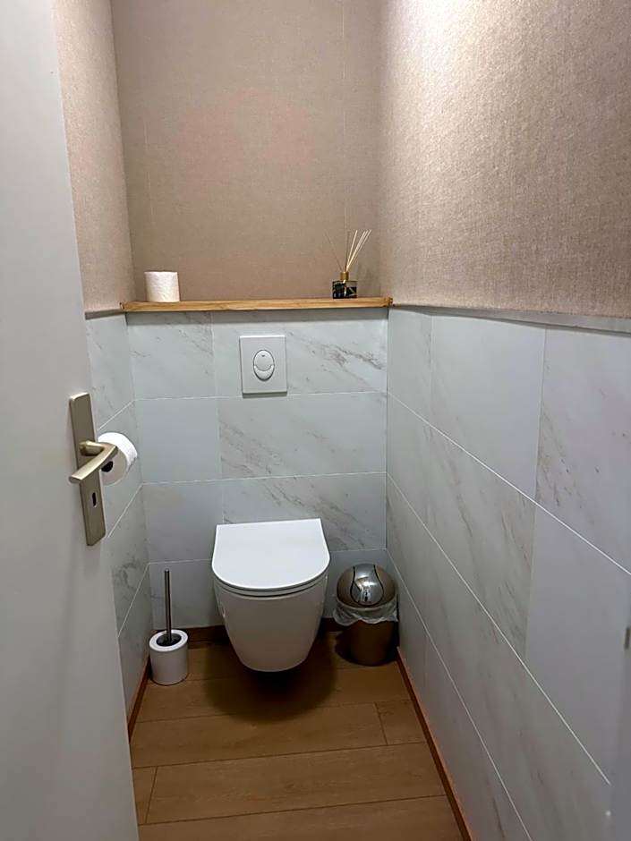 Maison La Devinière - sauna et spa compris accessibles toute l'année