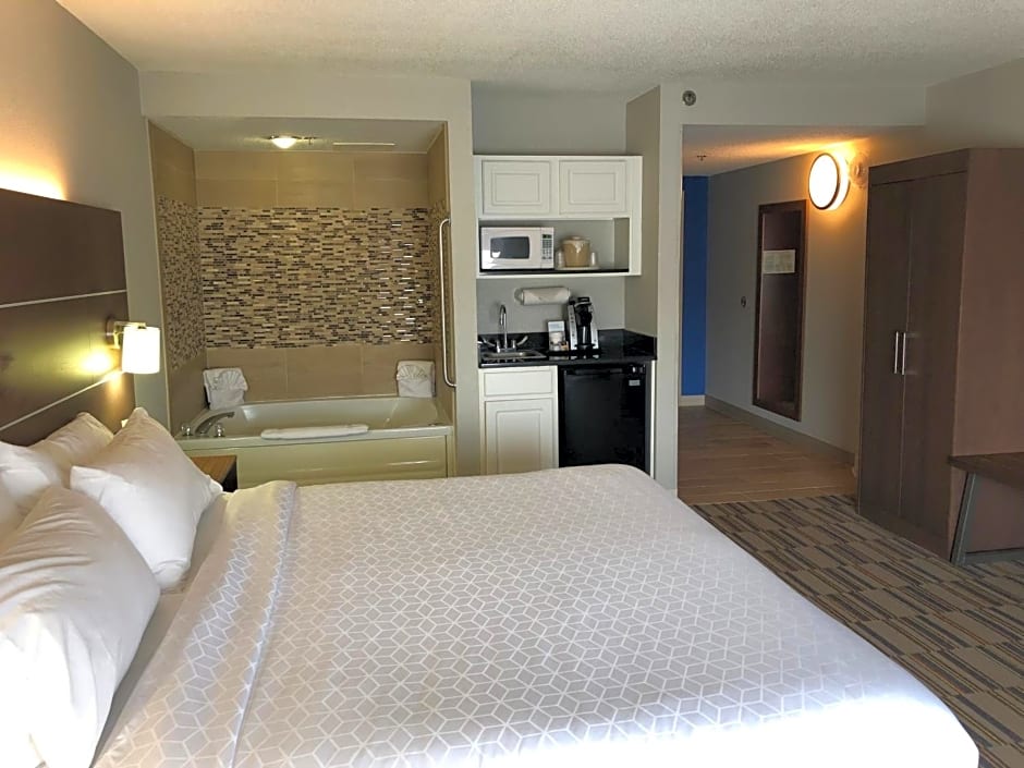 Holiday Inn Express and Suites - Quakertown