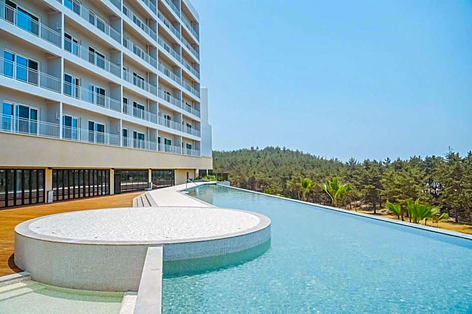 Ramada Plaza by Wyndham Jaeun