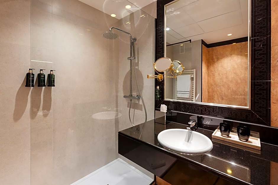 Melia Madrid Barajas