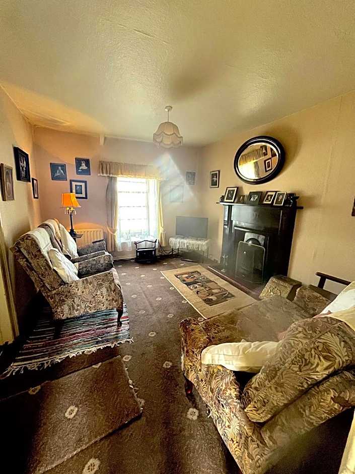 Geoghegans Magpie Bar and B&B