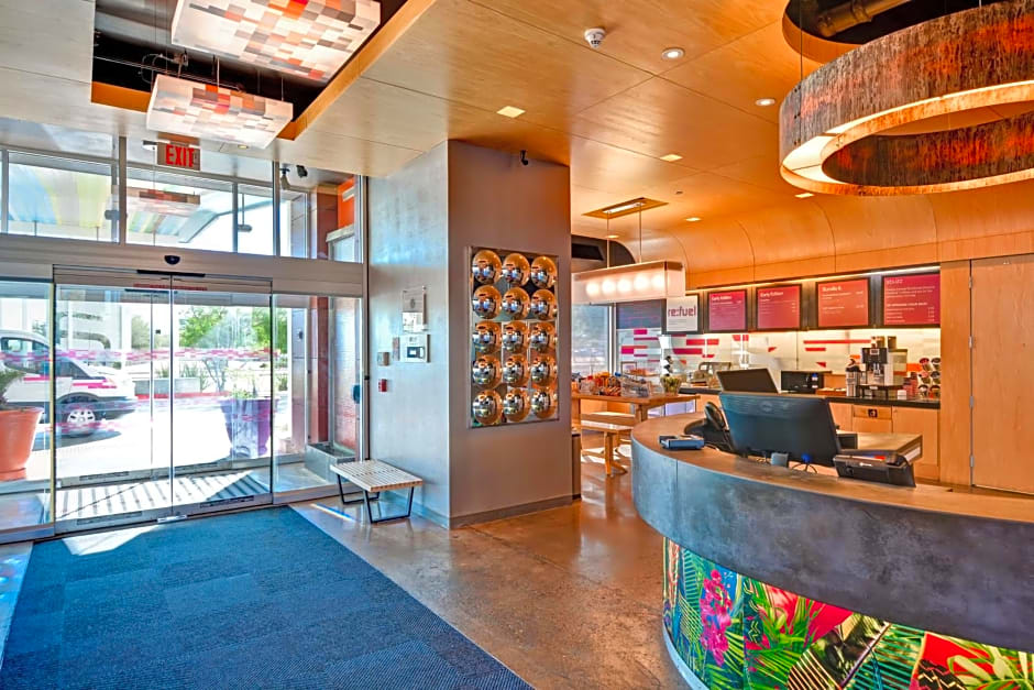 Aloft Phoenix Airport