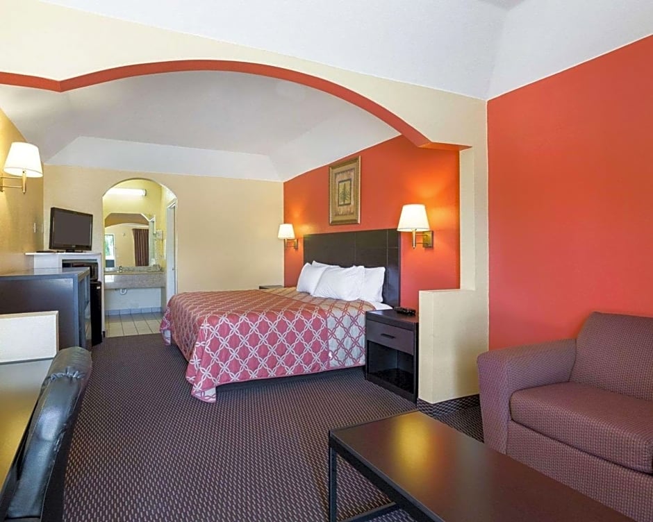 Rodeway Inn & Suites Humble