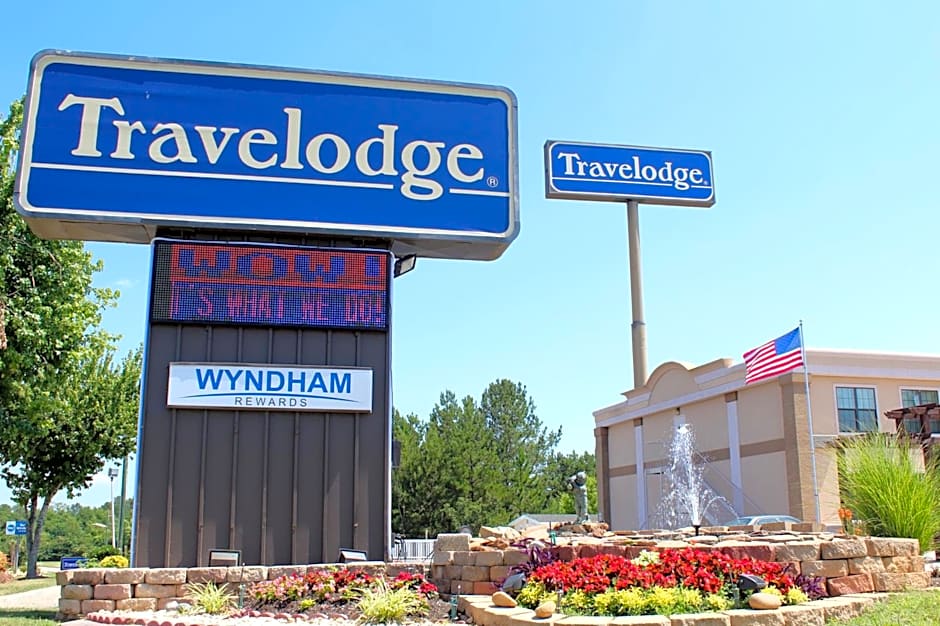 Travelodge by Wyndham Perry GA