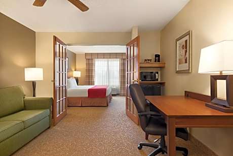 King Suite with Sofa Bed