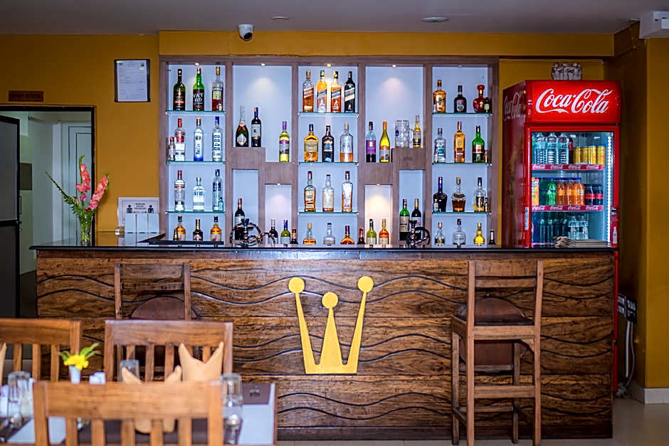 Hotel Crown Himalayas