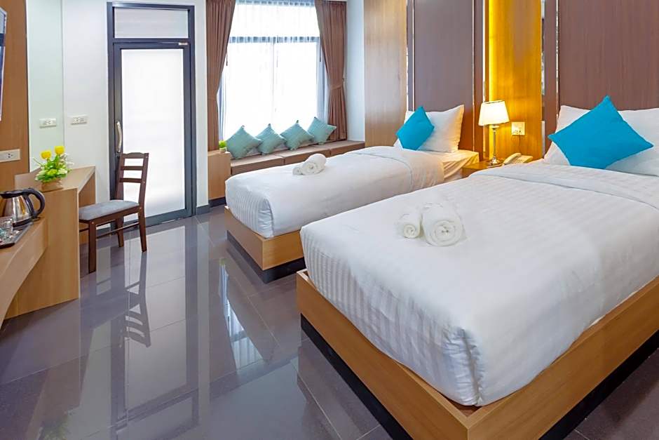 Thanburi Hotel