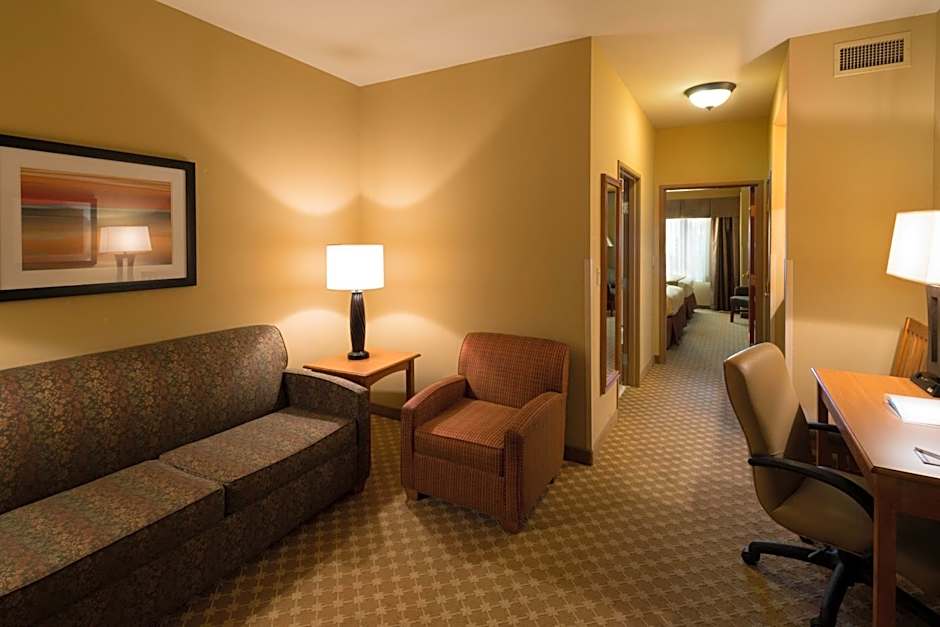 Holiday Inn Express & Suites Chicago West-Roselle By IHG
