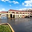 Econo Lodge Huntington - Barboursville University Area