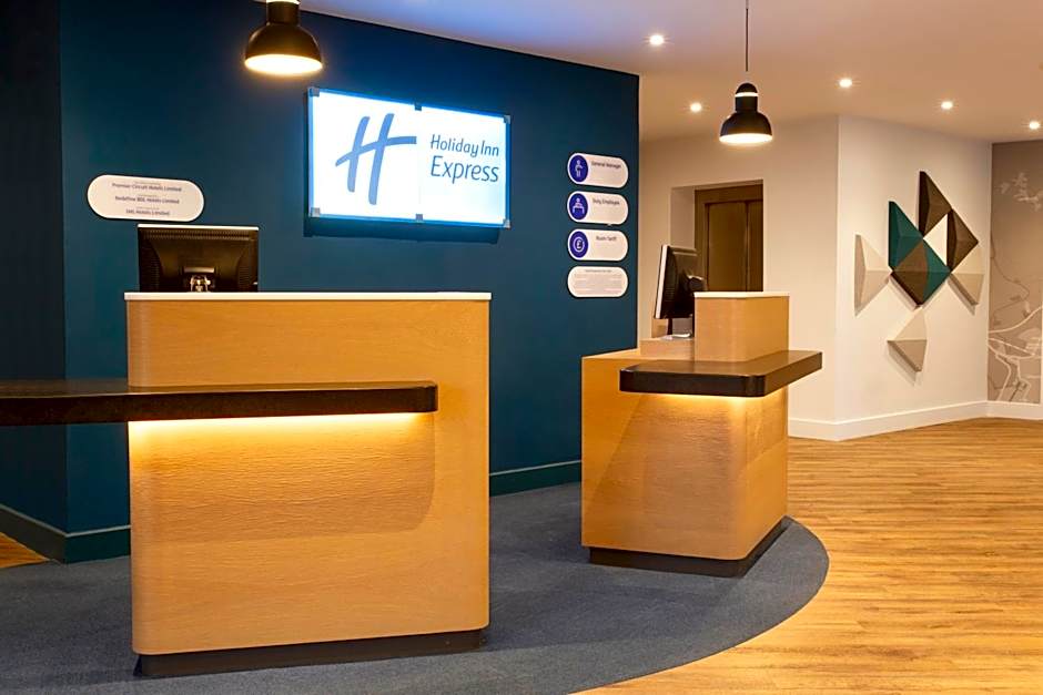 Holiday Inn Express Cheltenham Town Centre By IHG