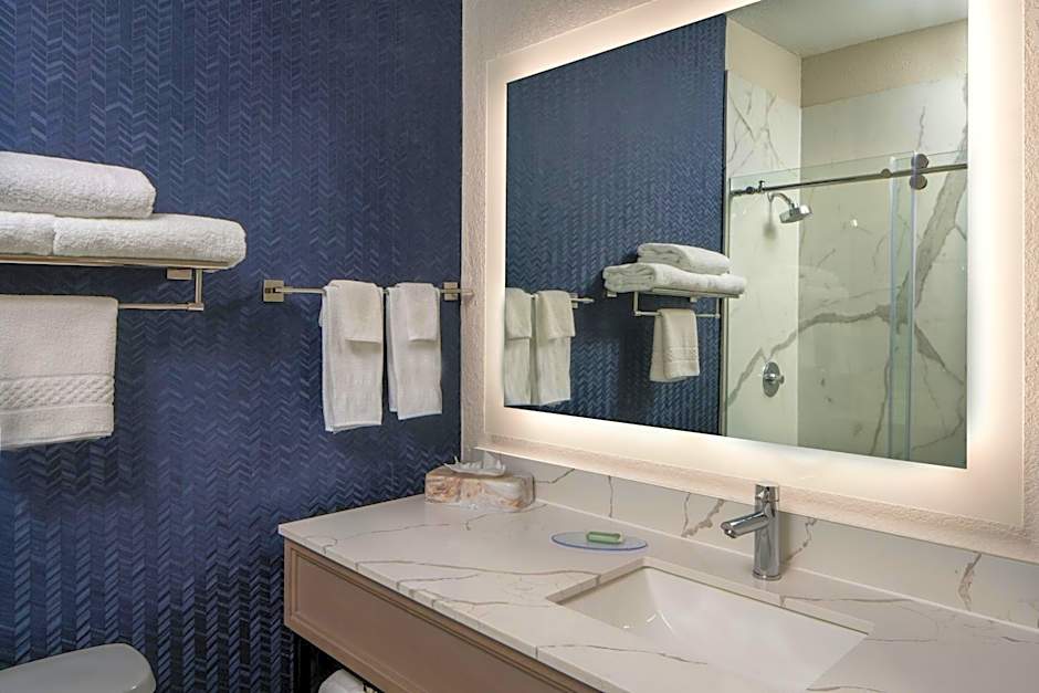 Fairfield Inn & Suites by Marriott Lafayette South