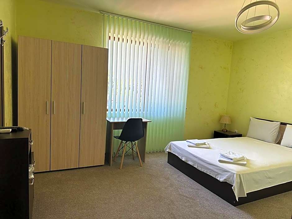 Complex MONACO HOTEL & CASINO