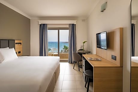 standard double or twin room sea view