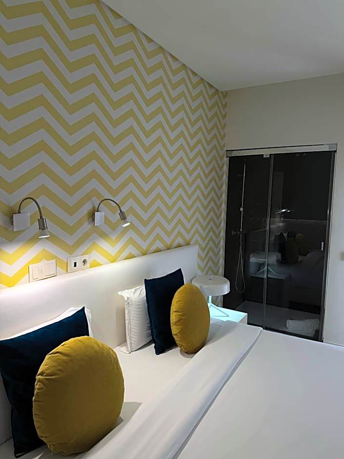 Aqua Ria Boutique Hotel