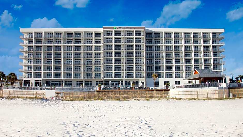Holiday Inn Express & Suites Panama City Beach - Beachfront By IHG
