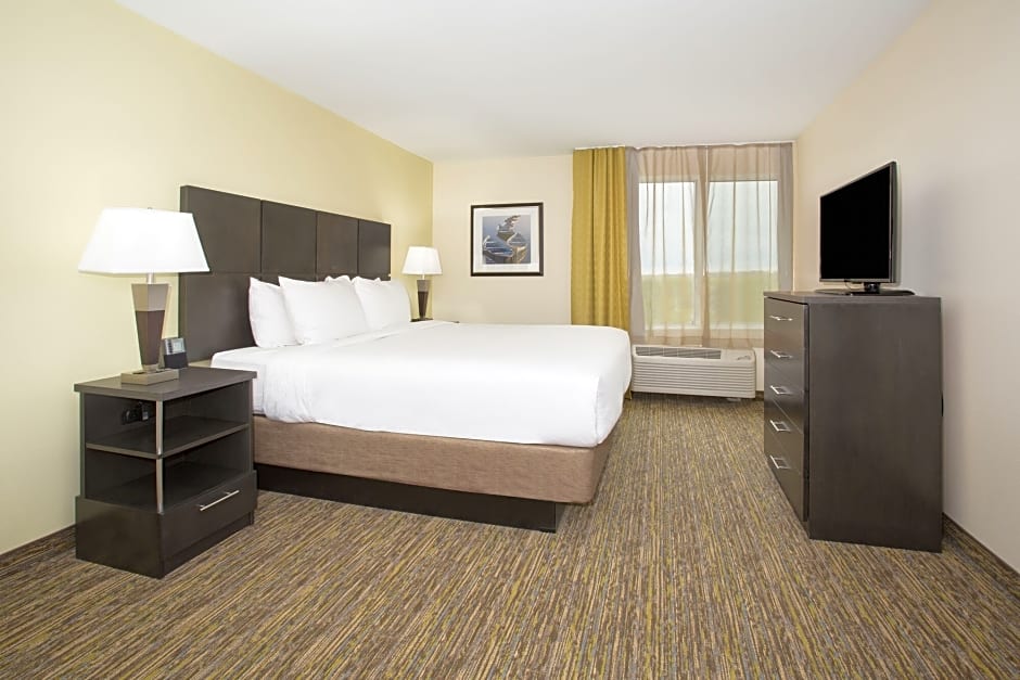 Candlewood Suites Longmont, an IHG Hotel