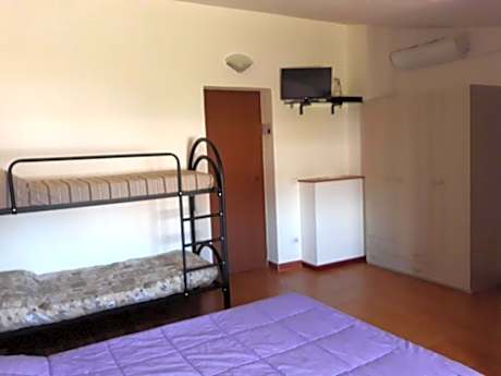 Quadruple Room with Private Bathroom