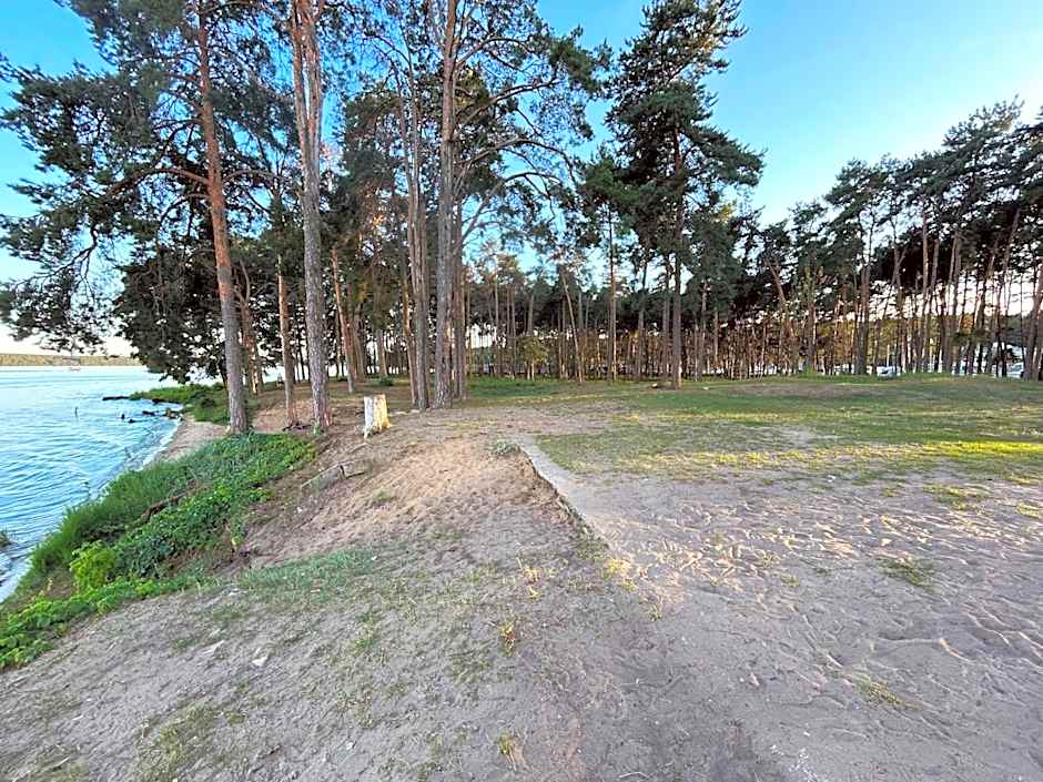 KAUNO JACHTKLUBAS Baltosios Burės