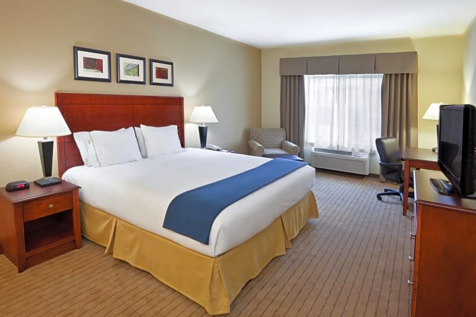 Holiday Inn Express Hotel & Suites East Lansing, an IHG Hotel