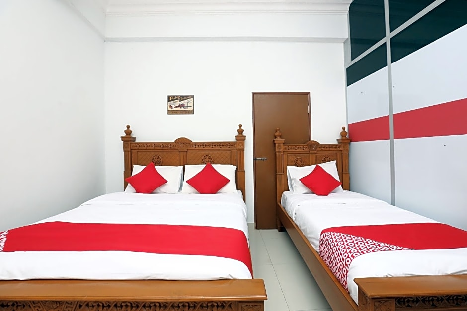 OYO 89435 Nusantara Group Hotel