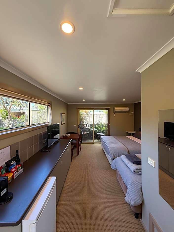 Motel Strahan