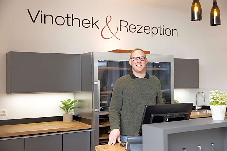 Vinotel Heinz J. Schwab