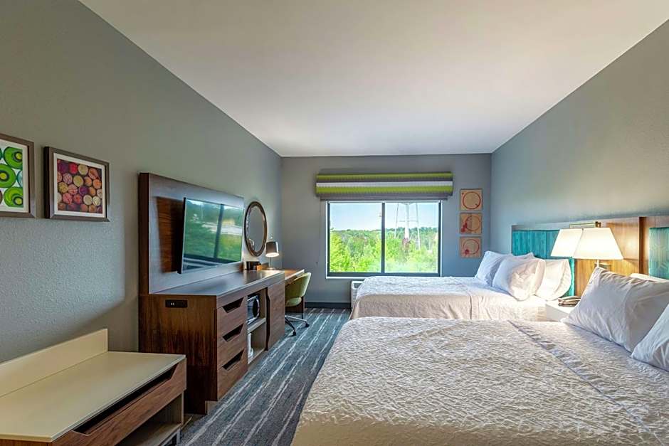 Hampton Inn By Hilton Madison, OH