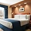 Days Inn & Suites by Wyndham Brandon