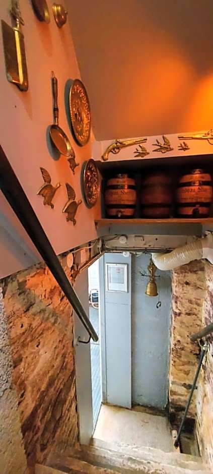 Sportsmans Valley Hotel