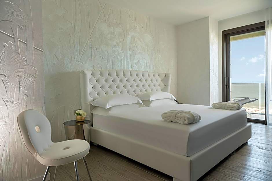 The Promenade Luxury Wellness Hotel